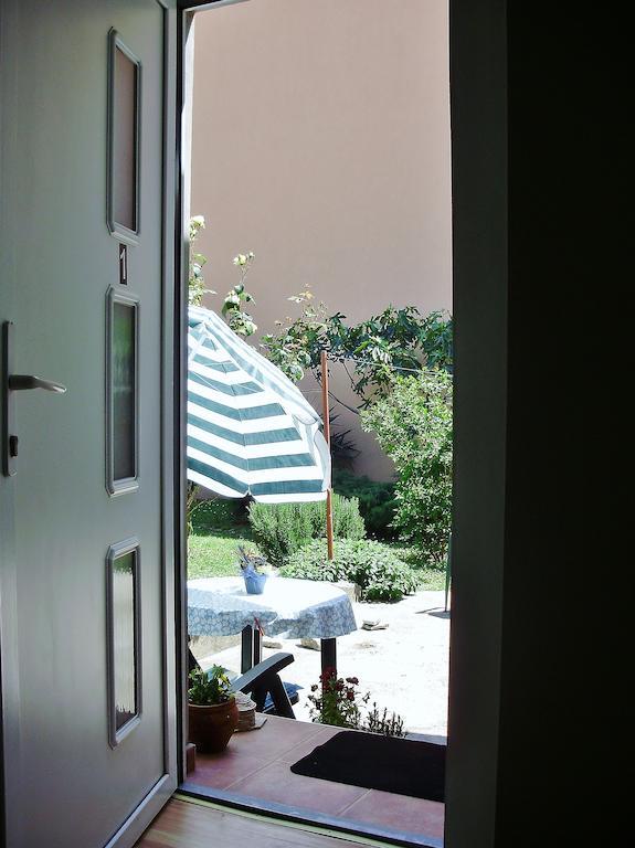 Room Ket Pula Exterior photo